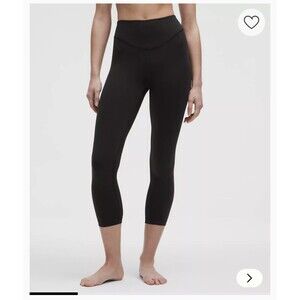 LULULEMON Women’s Wunder Under Black Leggings Size 6 EUC Yoga Athleisure
